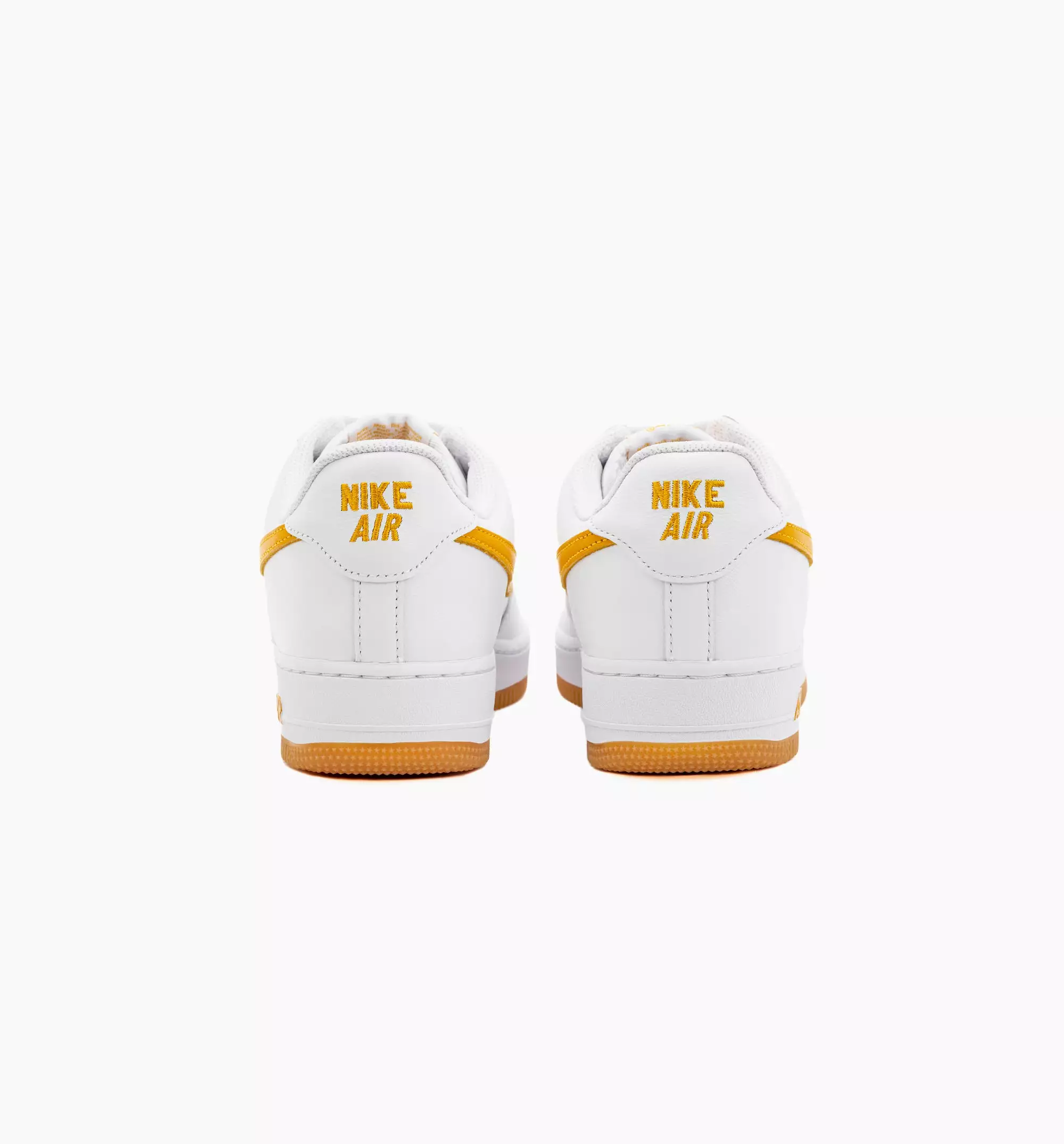 Air Force 1 Low Waterproof Mens Lifestyle Shoe - White/Yellow