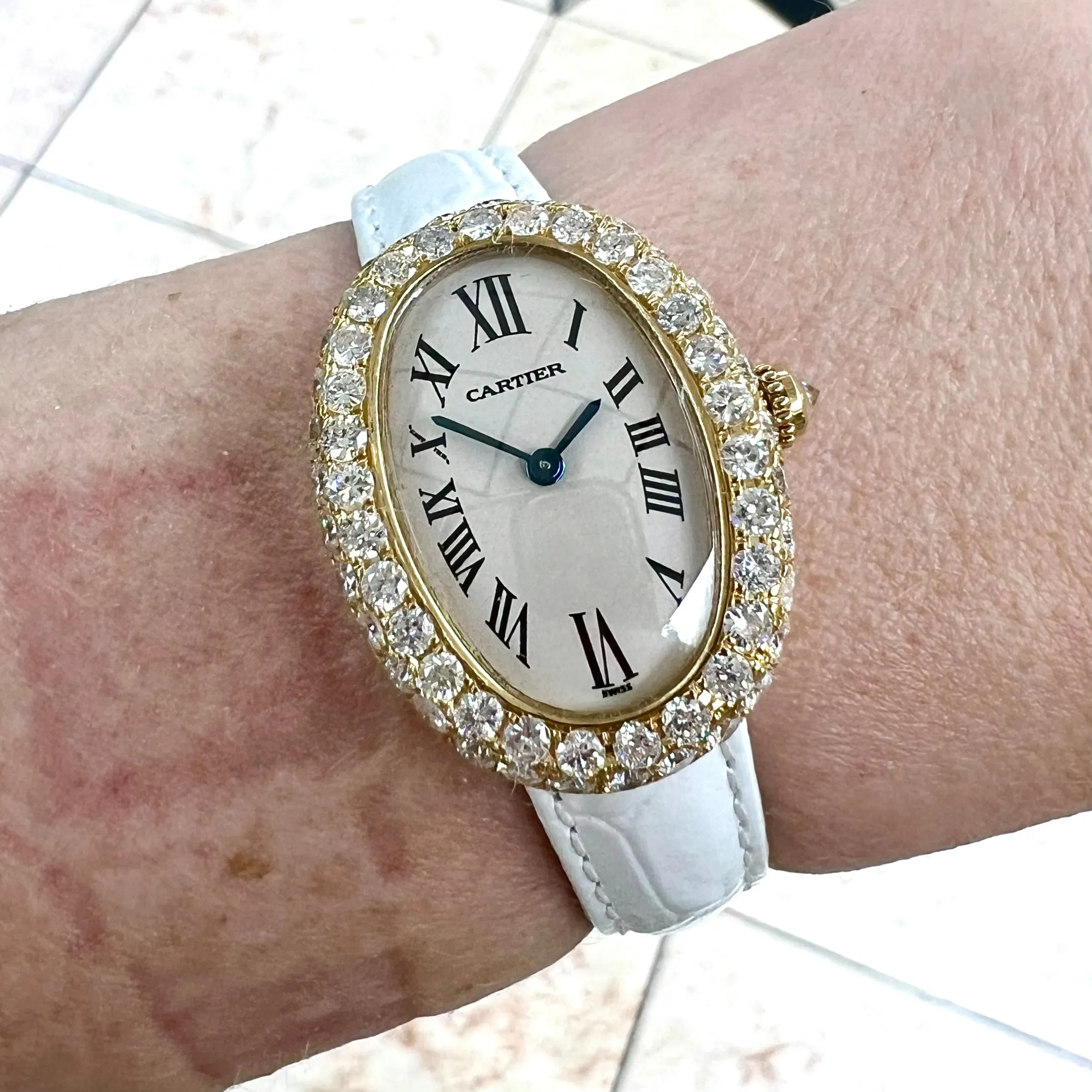 CARTIER BAIGNOIRE Quartz 18K Yellow Gold 23mm 3.2TCW  Diamond Watch