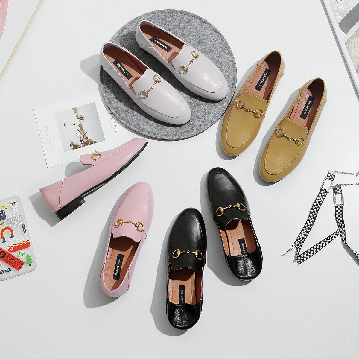 Flat casual loafers