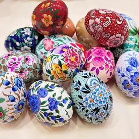 Hand painted Wooden  Eggs Assorted - Medium