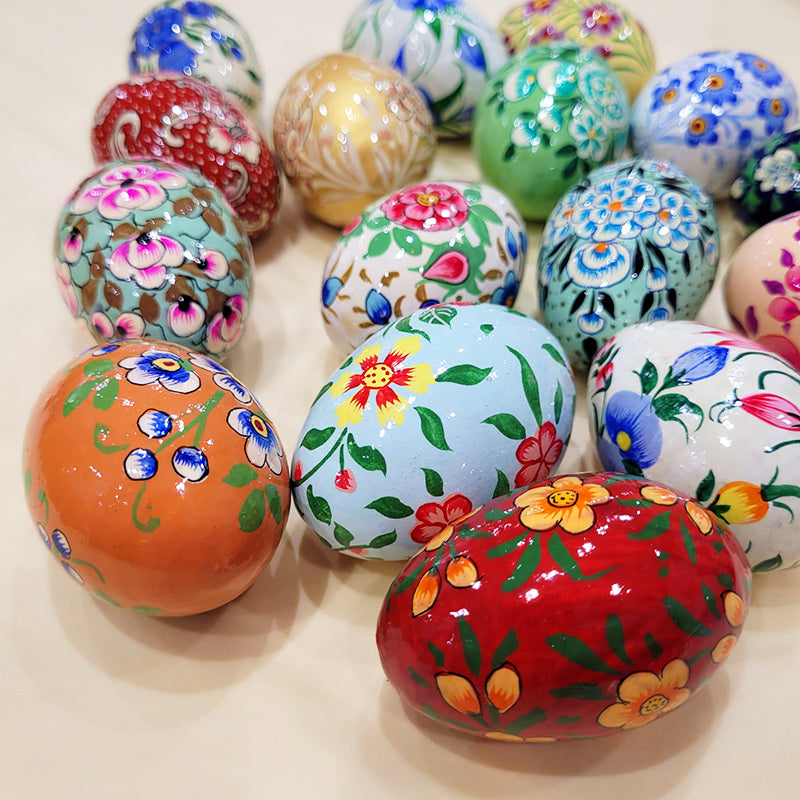 Hand painted Wooden  Eggs Assorted - Medium