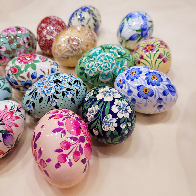 Hand painted Wooden  Eggs Assorted - Medium