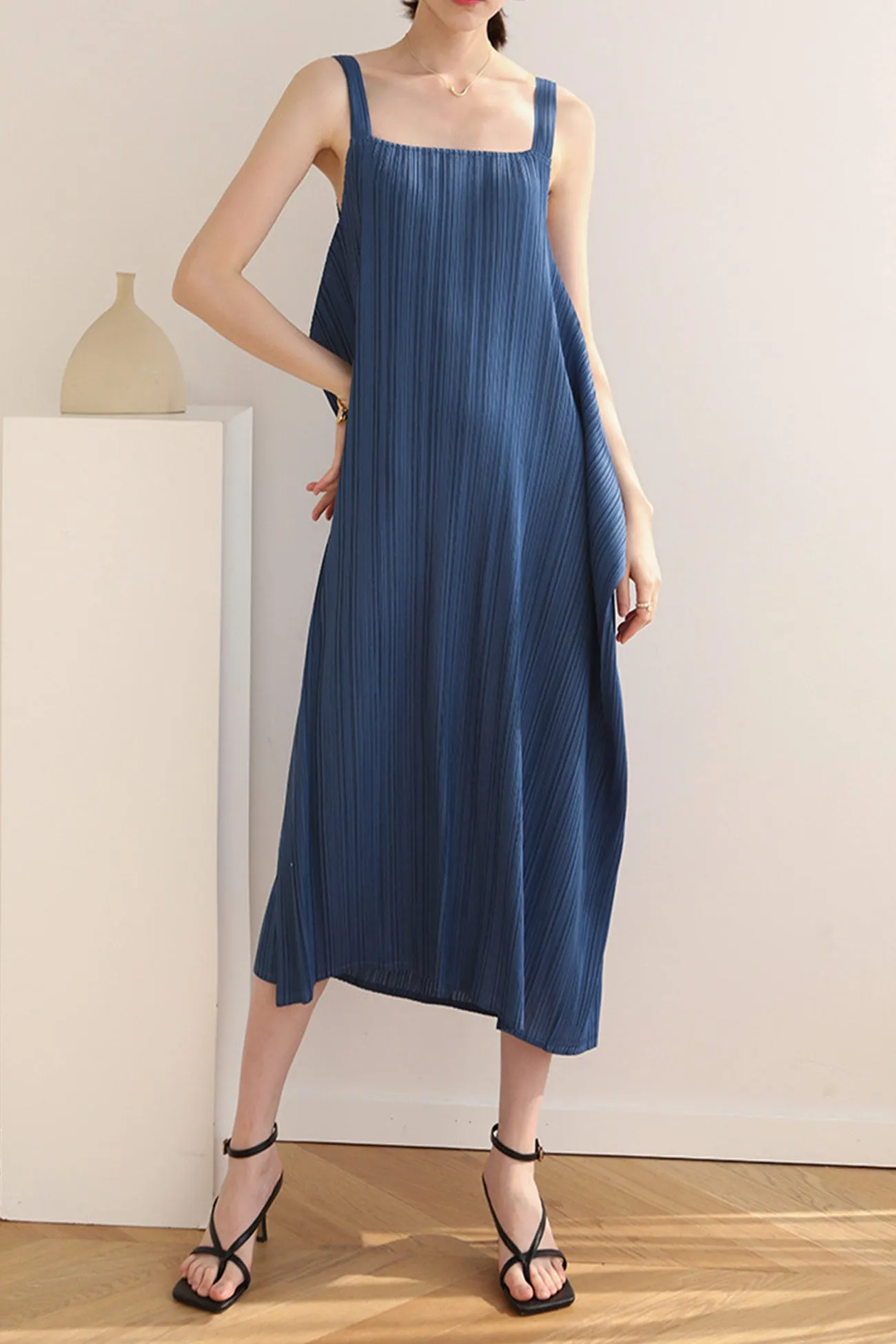 Loose Irregular Pleated Overall Dress