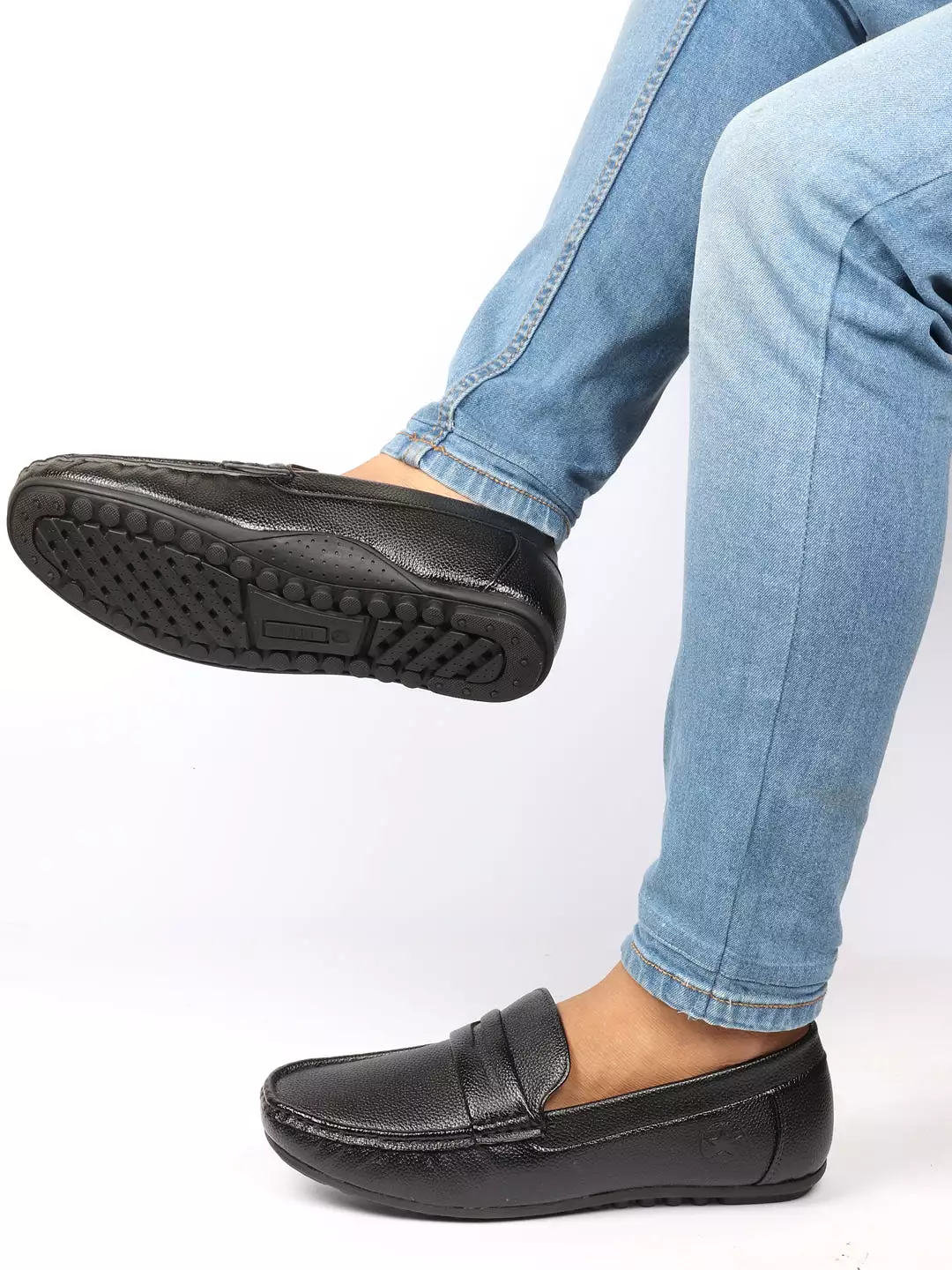 Men Black Hand Stitched Textured Design Casual Slip On Moccasins and Loafers