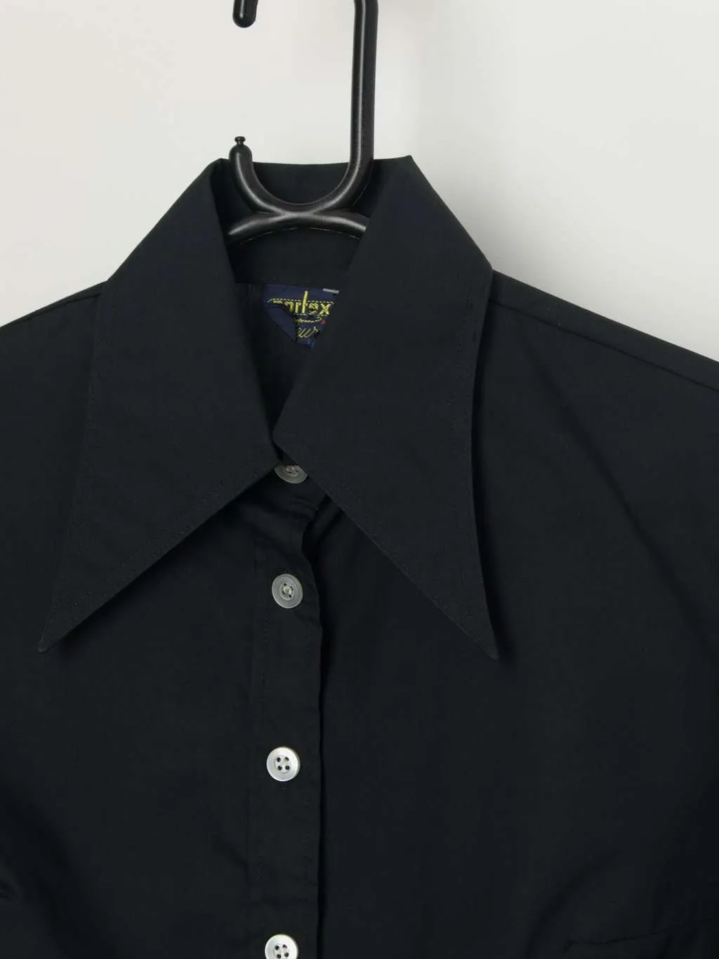 Vintage women’s 70s black fitted shirt – Medium