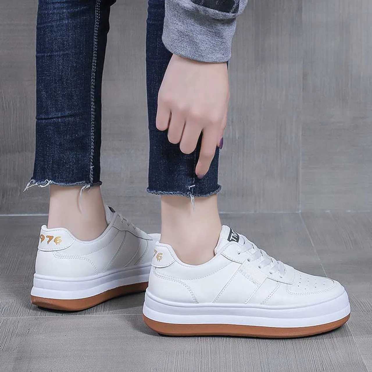 White pattern label print lace up shoe sneaker